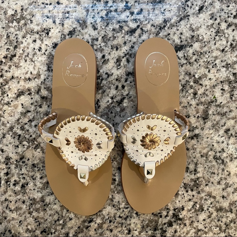 JACK ROGERS
GEORGICA WOMENS FLAT STUDDED THONG SANDALS